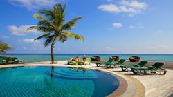 Kuredu and Komandoo Island - Maldives. Dive holiday - swimming pool.